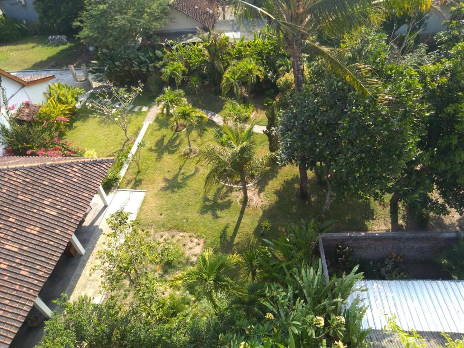 Ohmmstay - Rumah Pendopo Tanjungtirto Eksteriør billede
