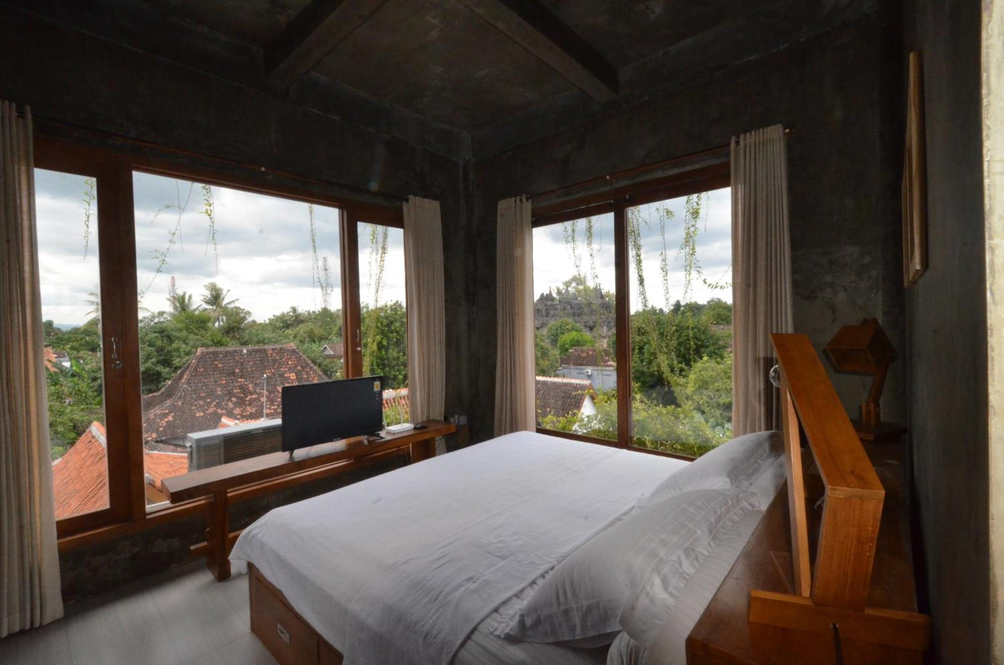 Ohmmstay - Rumah Pendopo Tanjungtirto Eksteriør billede