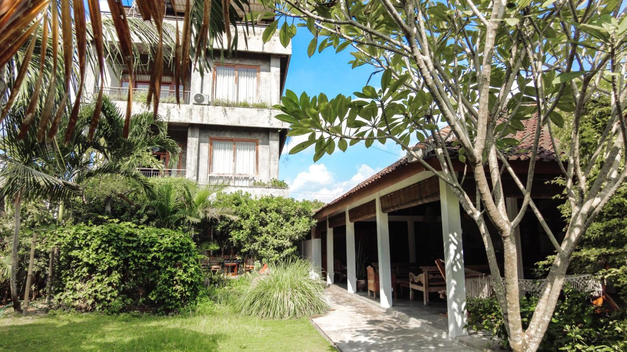 Ohmmstay - Rumah Pendopo Tanjungtirto Eksteriør billede